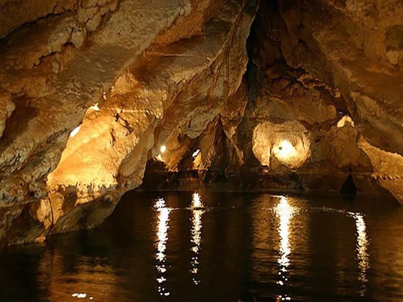عکس غار قوری قلعه کرمانشاه