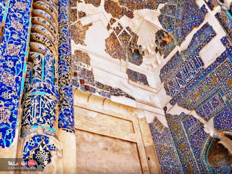 تزئینات مسجد کبود تبریز