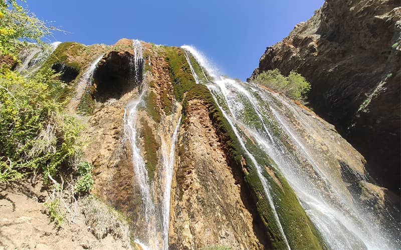 بهشت گمشده اصفهان ، آبشار پونه زار