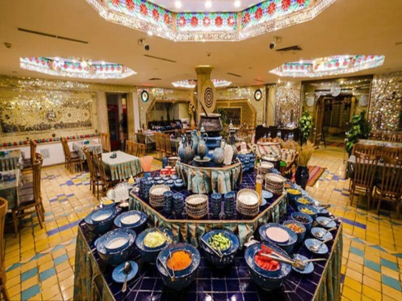 رستوران سنتی هتل چمران شیراز