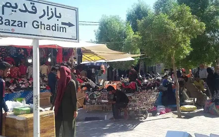 بازار قدیمی درگهان از جاهای گردشگری قشم برای خرید