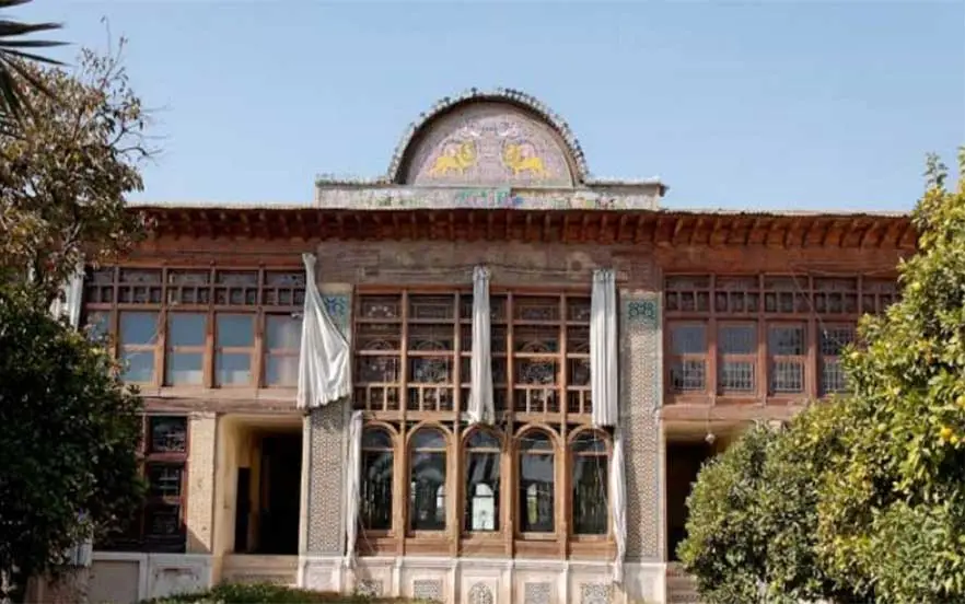 خانه صابر از جاهای دیدنی شیراز با عمارت و اندرونی