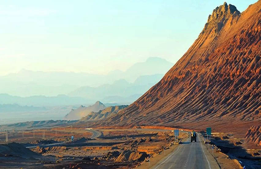 سفر زمینی به مشهد با ماشین و اتوبوس