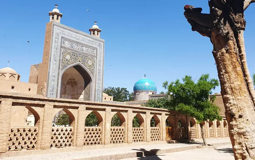 آرامگاه شیخ احمد جامی در تربت جام