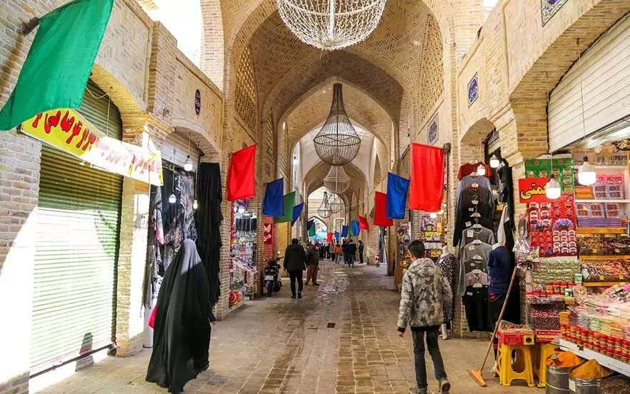 سرشور از بازارهای معروف مشهد در حوالی حرم