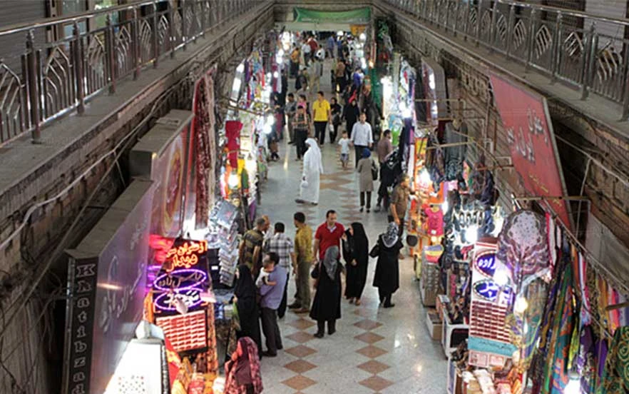بازار رضا یکی از بازارهای معروف مشهد در اطراف حرم