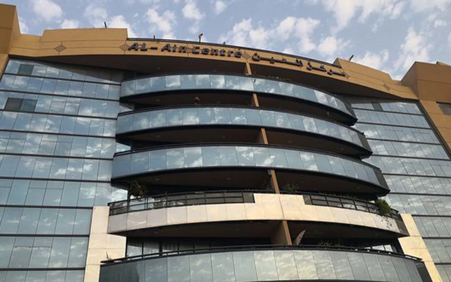 مرکز کامپیوتر دبی
