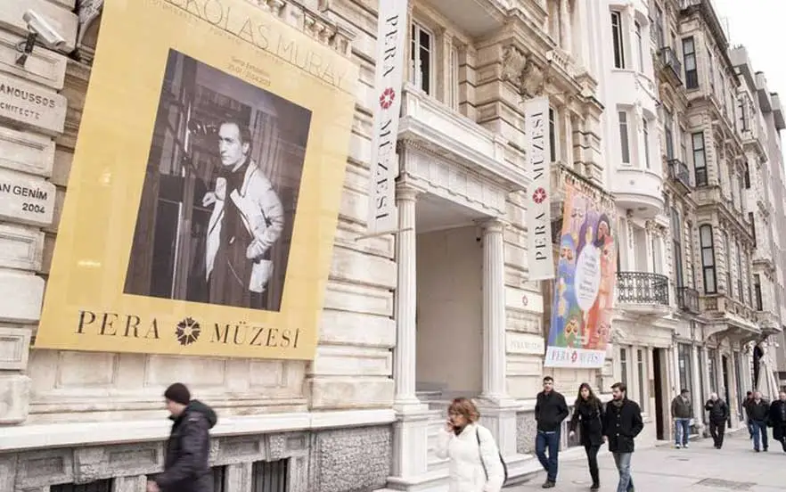 موزه پرا از جاهای دیدنی استانبول برای هنردوستان