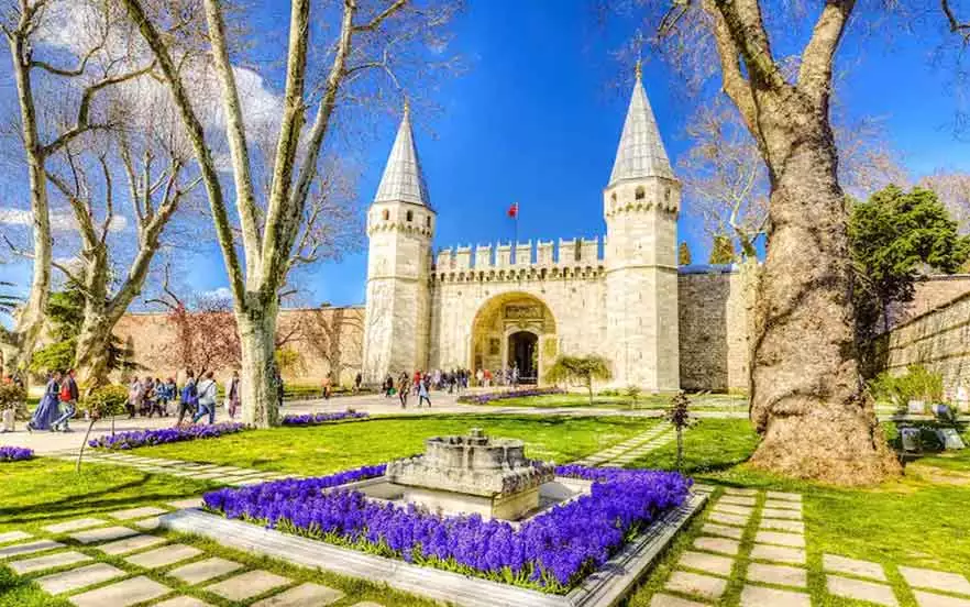قصر توپکاپی از جاهای دیدنی استانبول