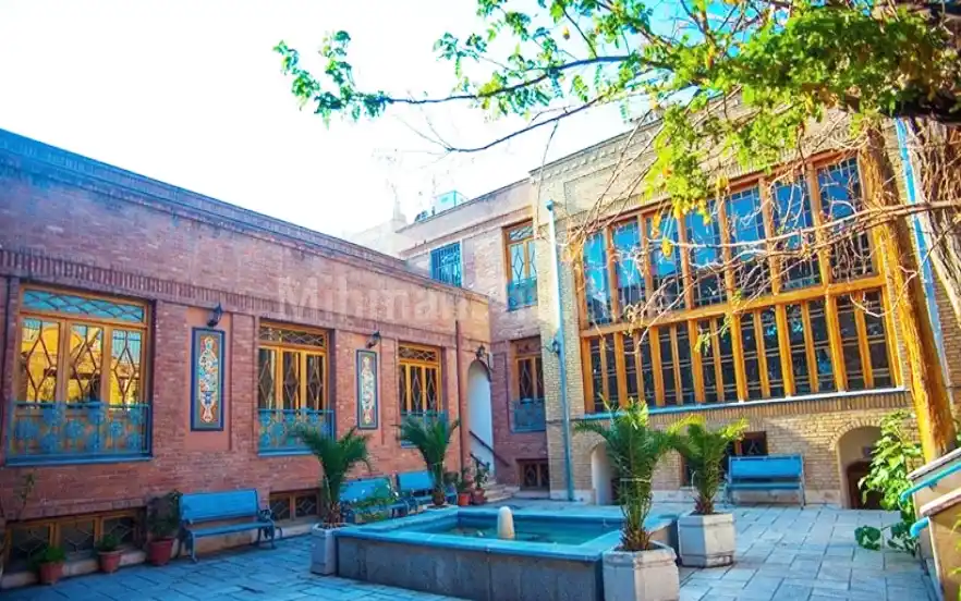 عمارت سلطان بیگم یکی از جاهای دیدنی تهران با معماری قاجاری