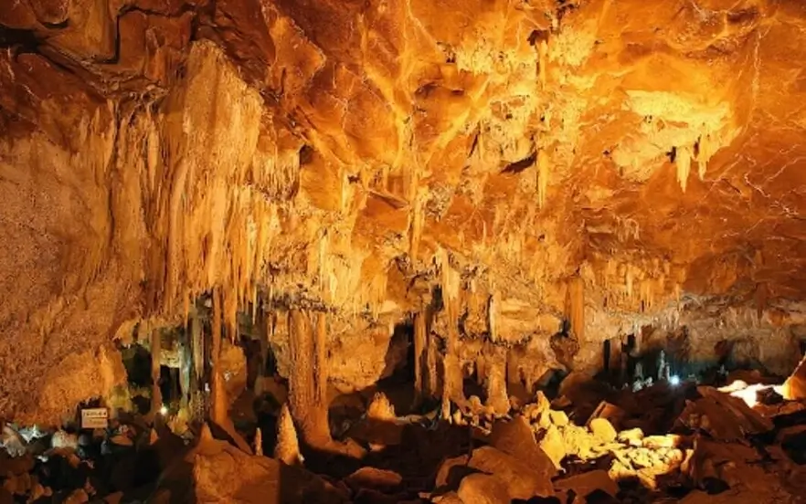 غار آویشوی نزدیک اولسبلنگاه