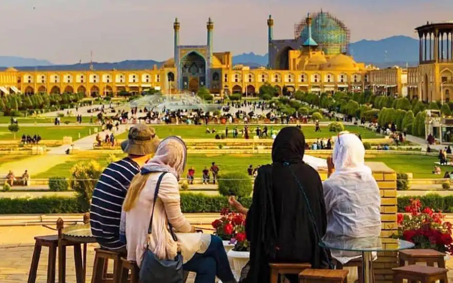 خصوصیات اخلاقی مردم اصفهان
