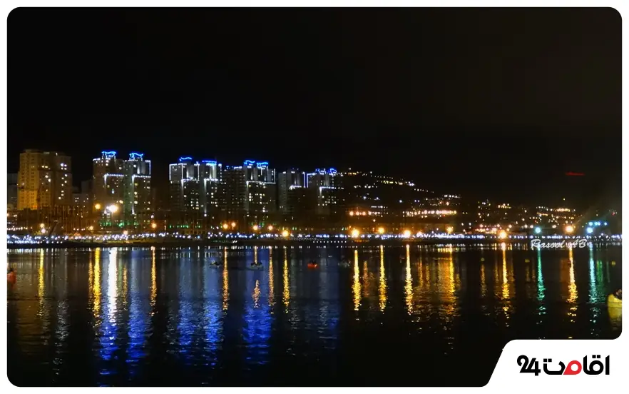 بام لند تهران در شب