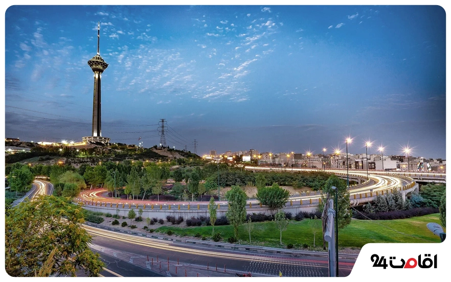 نمای صبحگاهی از برج میلاد