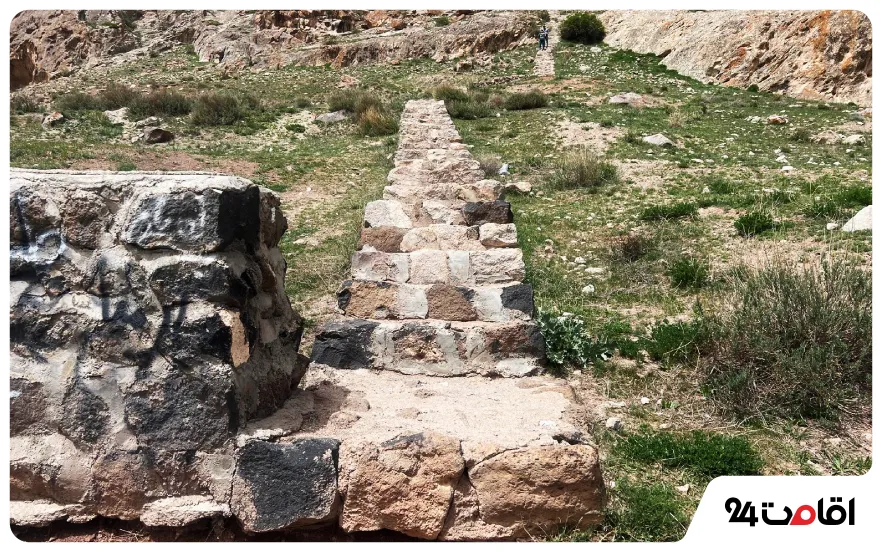 مسیر دسترسی به قلعه آدم خوار اردبیل