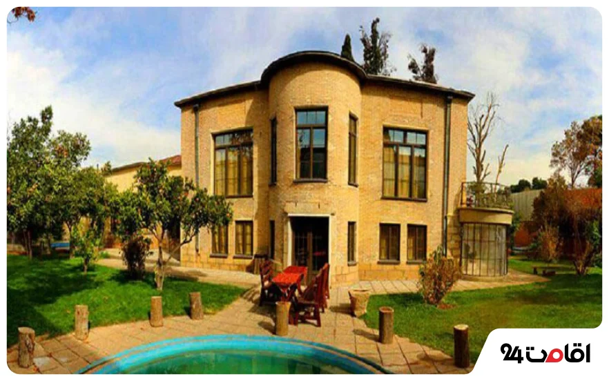 اقامتگاه بومگردی خانه باغ ایرانی شیراز