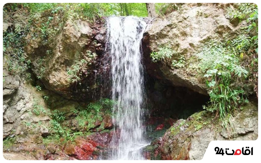 آبشار لارچشمه