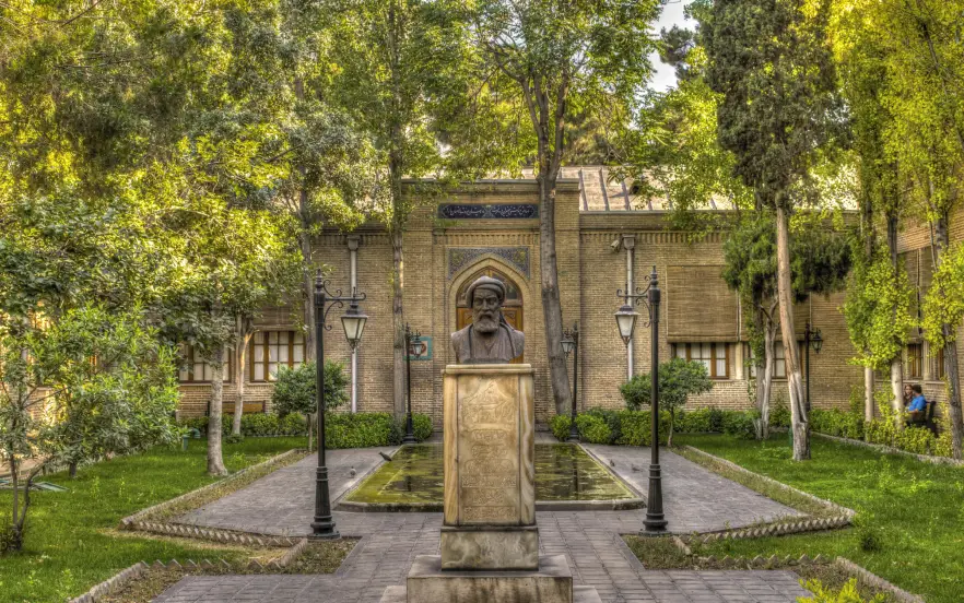 باغ موزه نگارستان