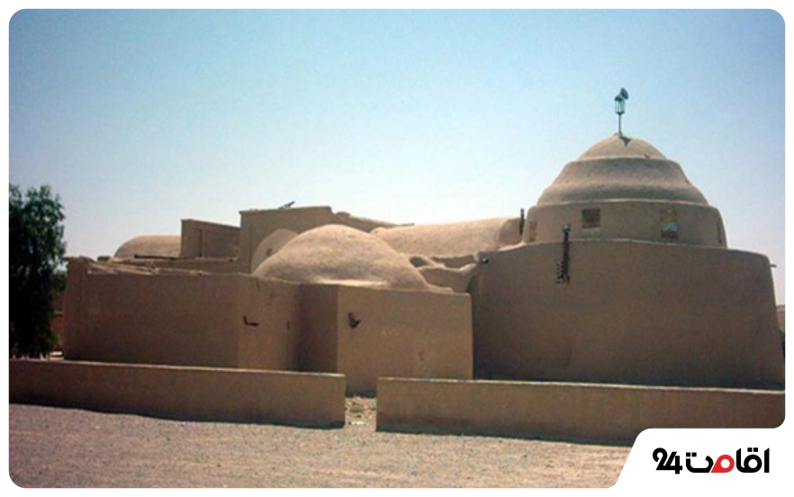 مسجد بیرون ابرکوه