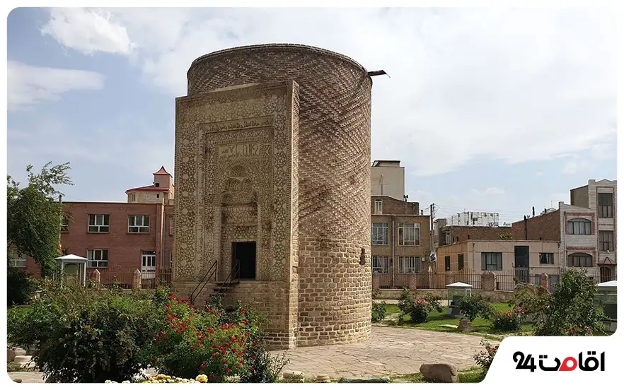 بنای سه گنبد ارومیه