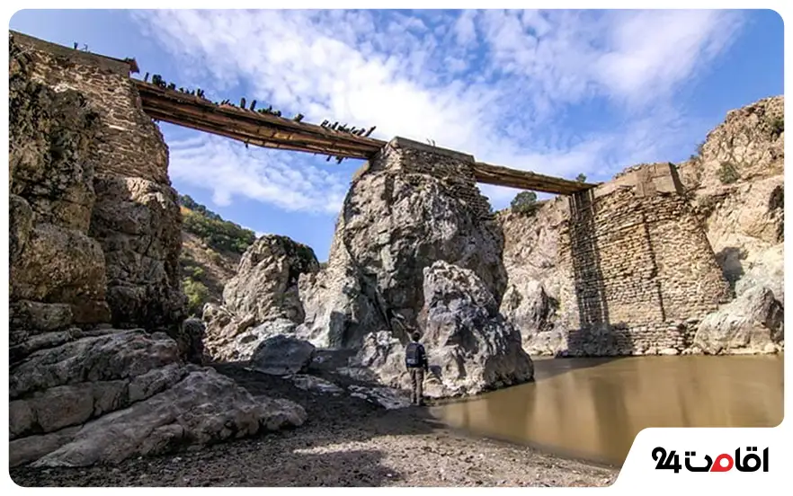 پل قلعه تاسیان