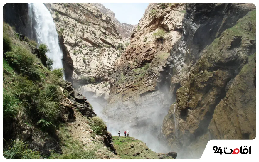 دره تنگ زندان