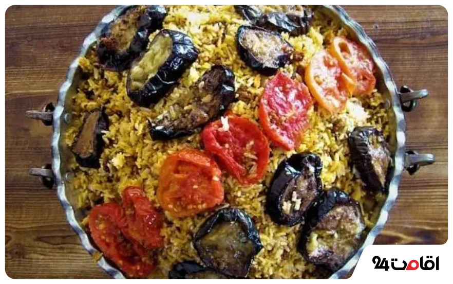معرفی بهترین غذاهای قزوین؛ غذای سنتی قزوین را کجا بخوریم؟ 11 بادمجان پلو قزوینی