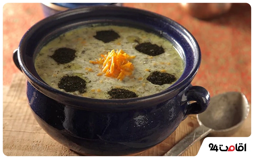 معرفی بهترین غذاهای قزوین؛ غذای سنتی قزوین را کجا بخوریم؟ 13 آش دوغ قزوین