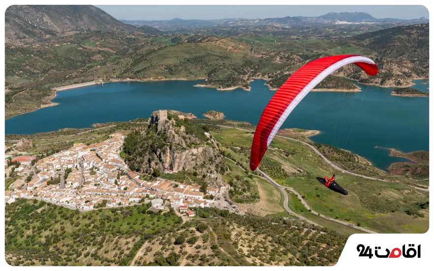 پاراگلایدر چیست؟ معرفی سایتهای پرواز با پاراگلایدر در ایران 3 عکس پاراگلایدر