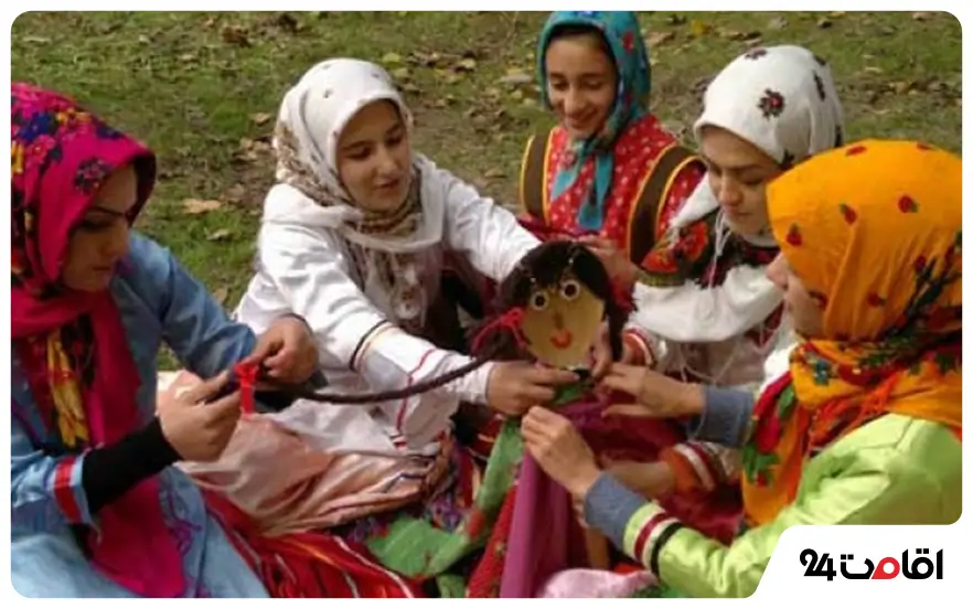 آیین های محلی ماهنشان؛ از اجرای موسیقی عاشیق تا جشن انار 3 آیین بارانخواهی در ماهنشان