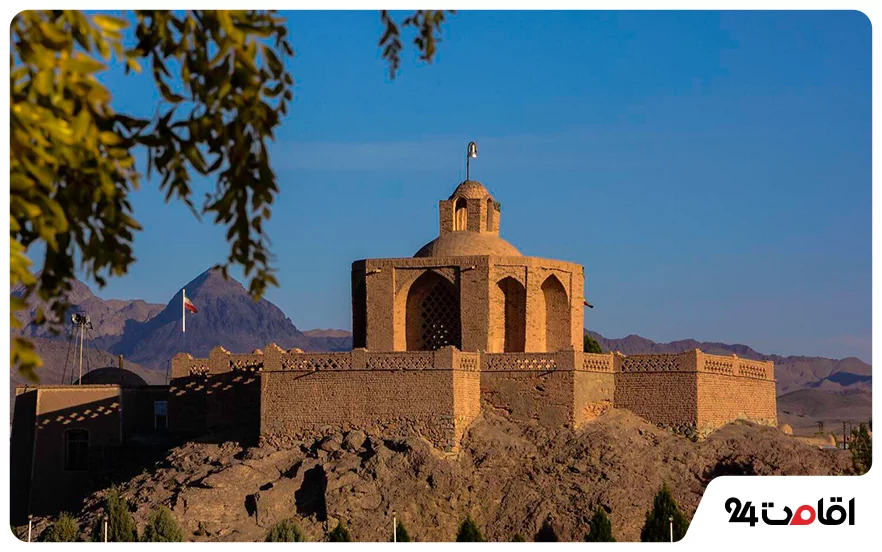 آرامگاه ابن حسام خوسفی