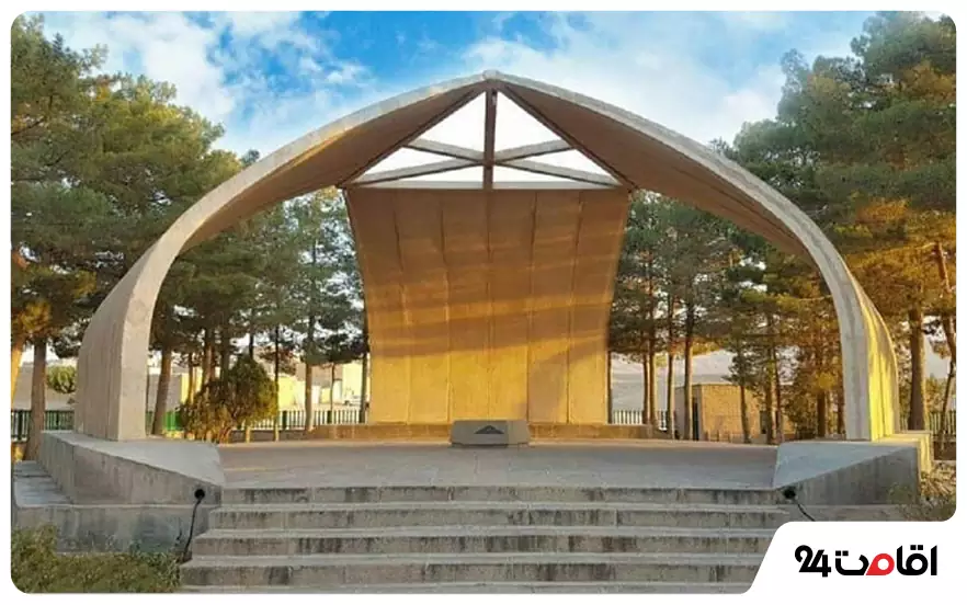 آرامگاه ابوالحسن زید بیهقی سیزوار