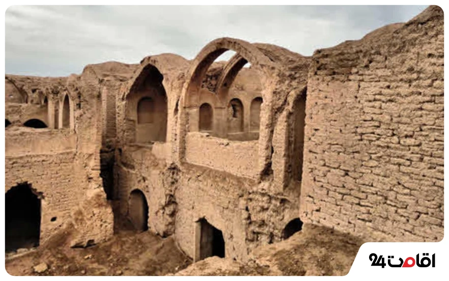 روستای ده‌ آباد