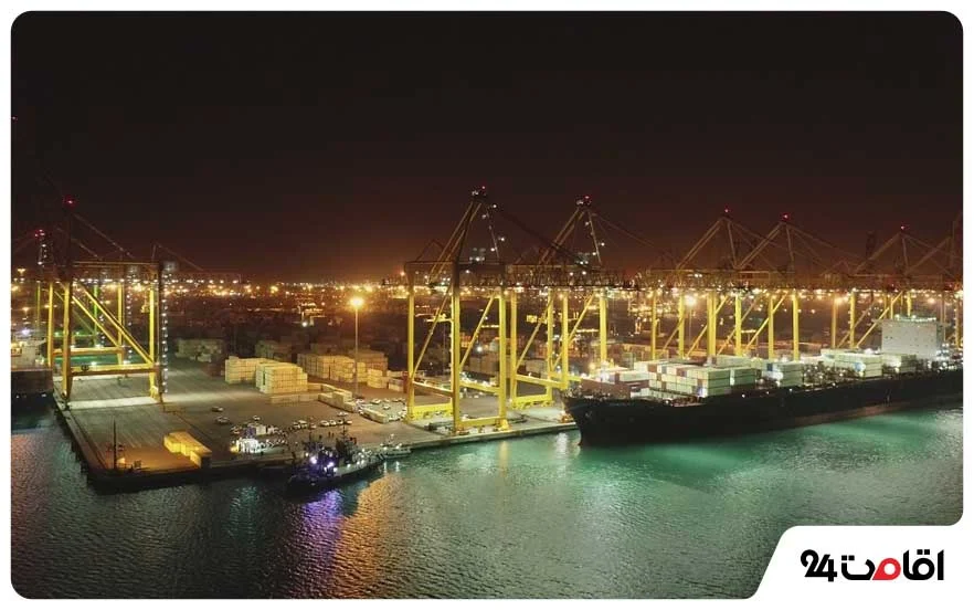 عکس جاهای دیدنی بندرعباس؛ بندر شهید رجایی در شب