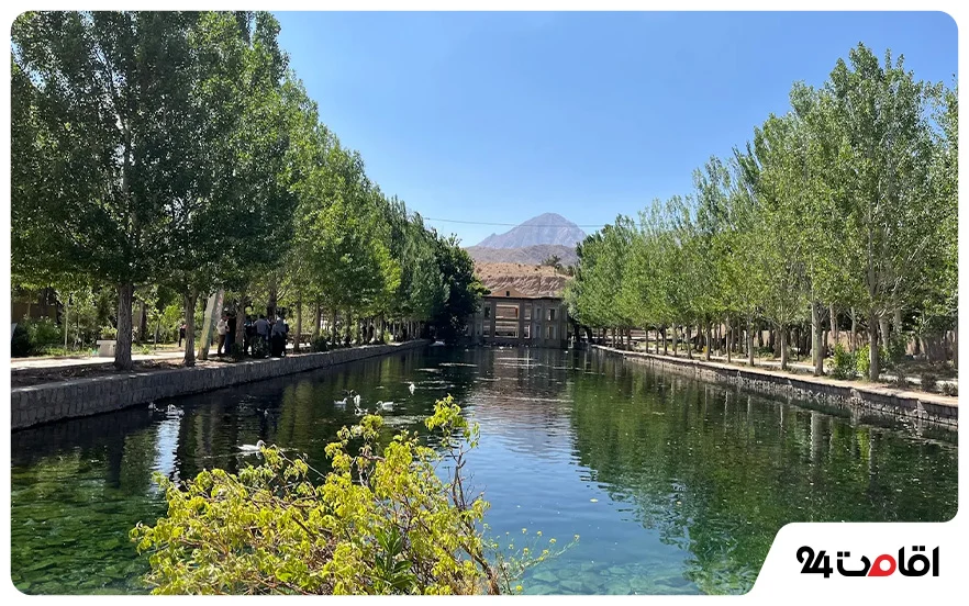 منظره چشمه‌علی دامغان در تابستان