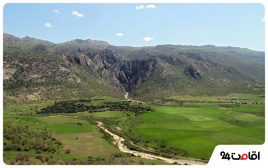 طبیعت روستای دزلی 