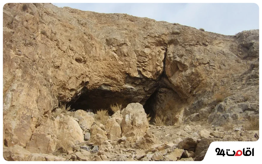 غار شیربند از جاذبه‌های طبیعی دامغان