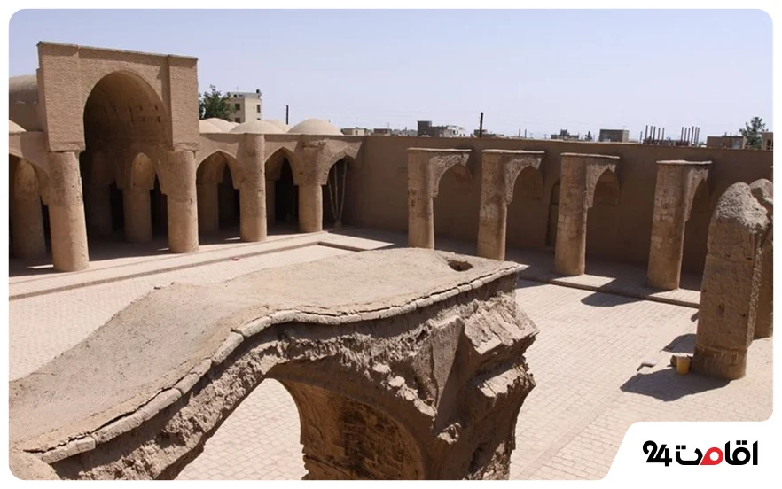 مسجد تاریخانه؛ یکی از جاذبه‌های گردشگری دامغان