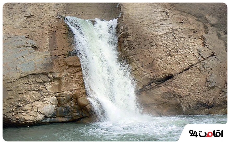 آبشار توف نمکی