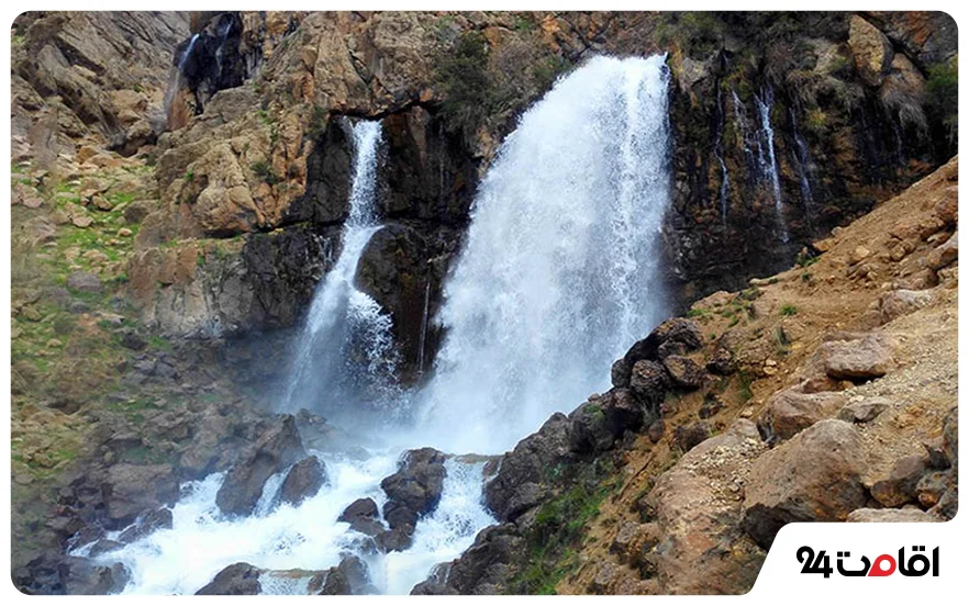 آبشار چکان الیگودرز لرستان