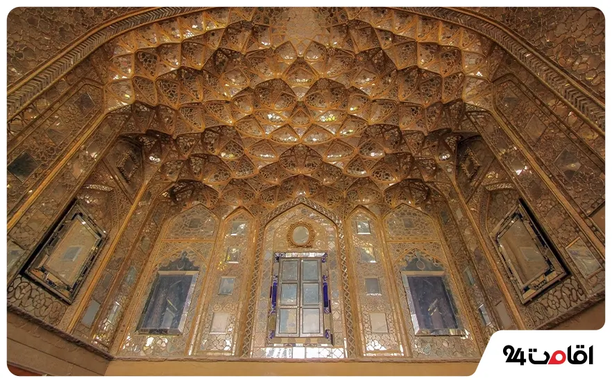 شاهنشین کاخ چهلستون