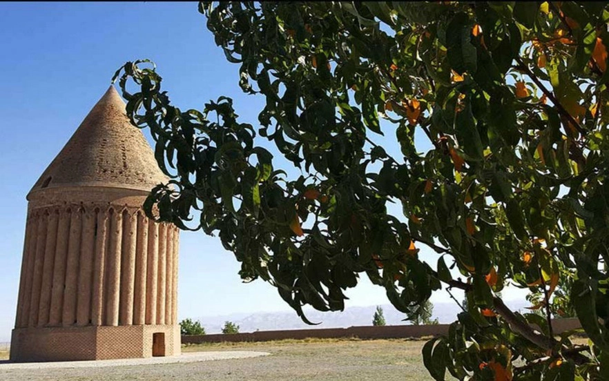 معرفی برج رادکان مشهد : آدرس و تصاویر میل رادکان 3 درب ورودی برج رادکان