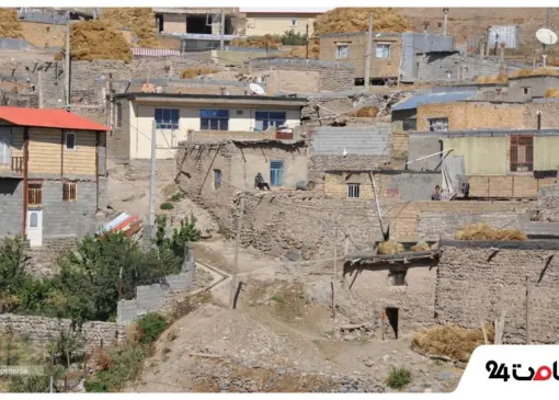 ساختار پلکانی روستای زنوزق