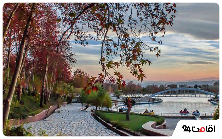 چشمه آبگرم محلات؛ بهترین فصل سفر و جاهای دیدنی 2 آب و هوای محلات در فصل پاییز