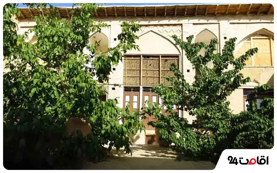 موزه مردم‌شناسی آشتیان؛ خانه میرزا هدایت‌الله وزیر دفتری