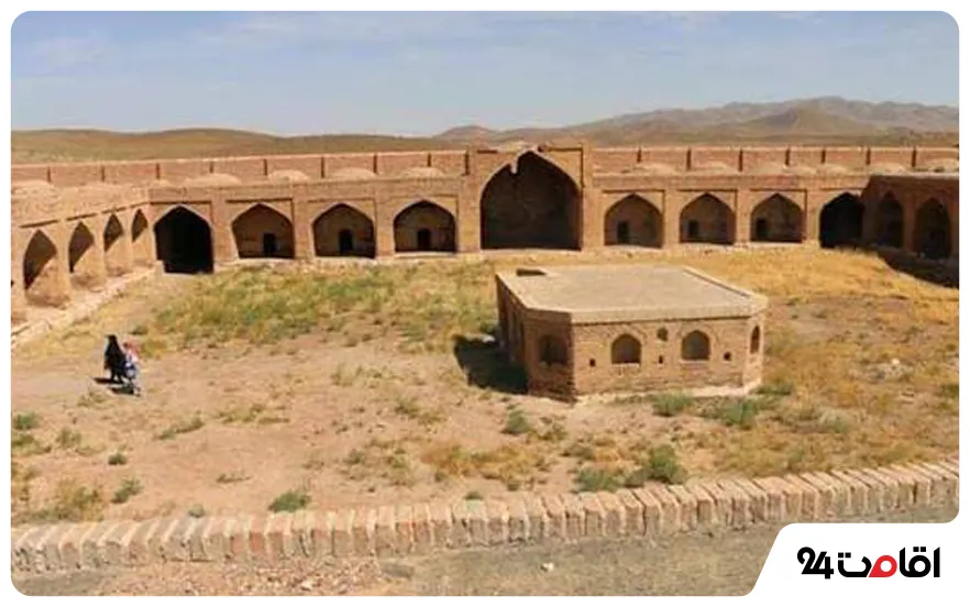 کاروانسرای خشکرود در شهرستان زرندیه