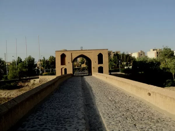 پل شهرستان اصفهان
