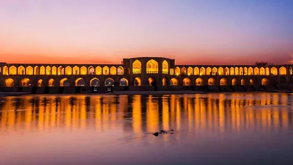 سی و سه پل اصفهان
