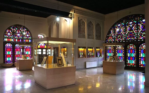 عمارت چهل ستون قزوین