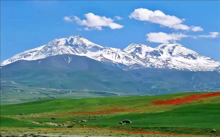 سرعین یکی از شهرهای خنک برای مقاصد تابستانی در اردبیل
